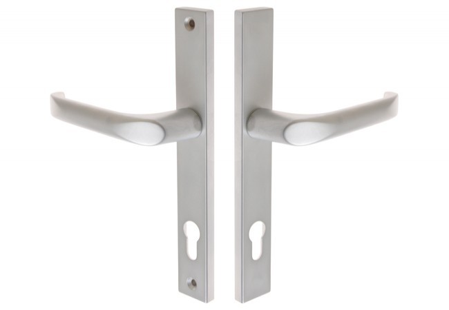 Klamka drzwiowa FAM 15442 92/240/32 chrom matowy lewa (2 śruby)